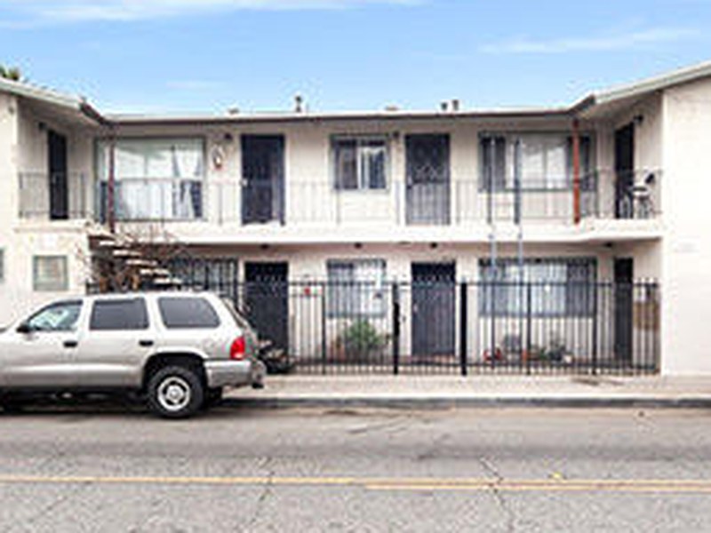 1746 E. 10th Street, Long Beach