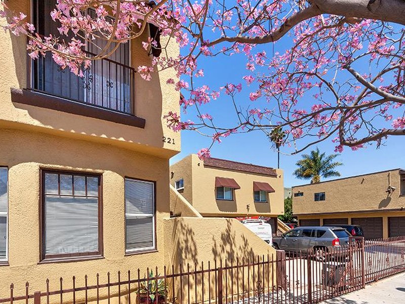 219 W. 9th Street, Long Beach