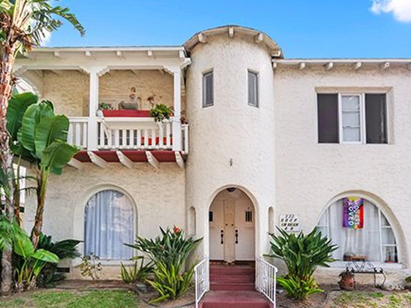 222 Grand Avenue, Long Beach