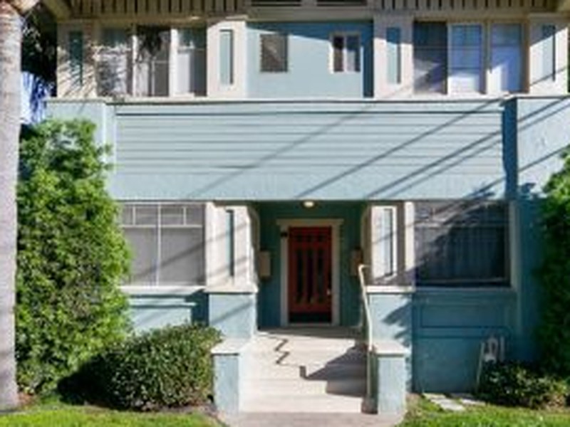 32 Orange Avenue, Long Beach