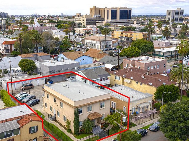 829 N. Washington Place, Long Beach